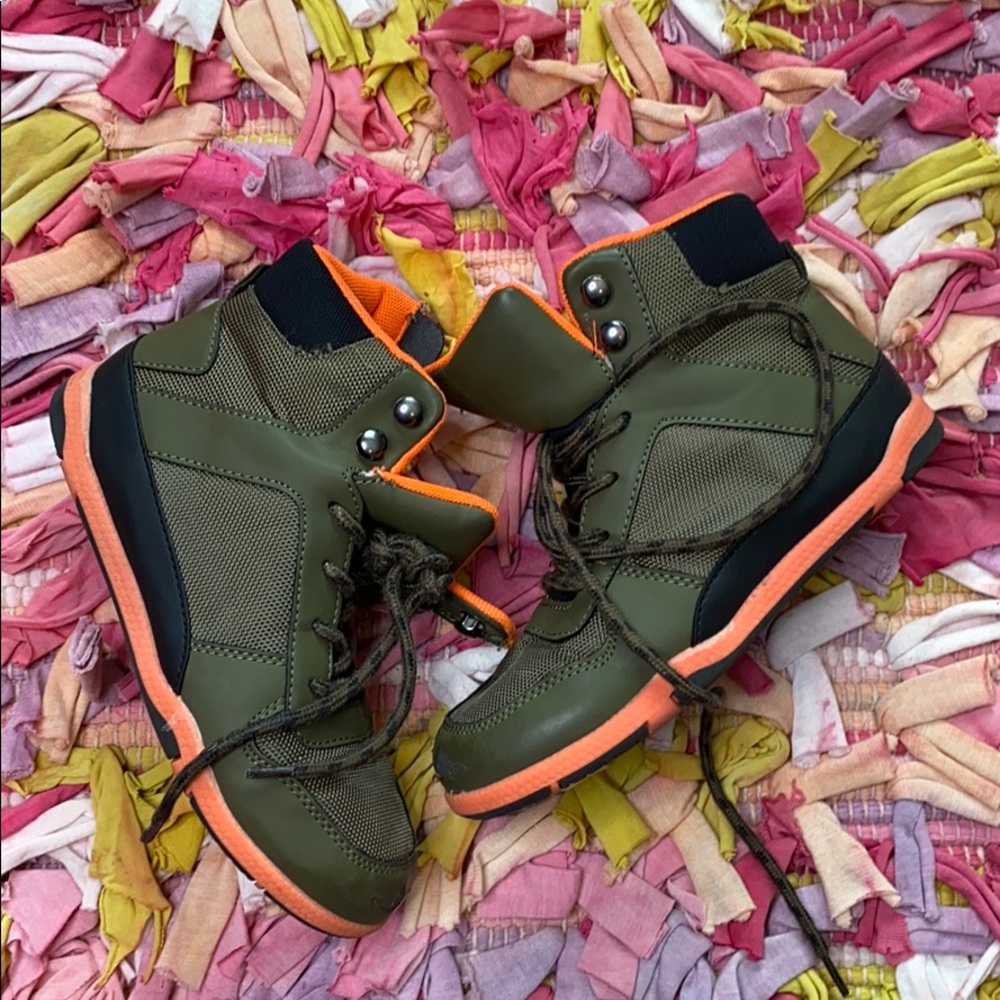 GAP Kids sneakers
